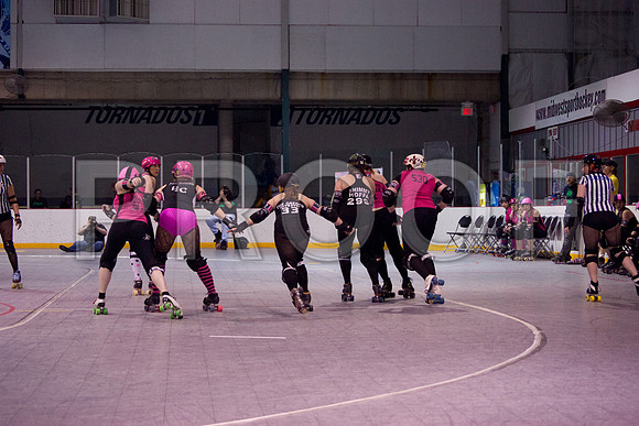 Slammers Vs Crimes Roller Derby