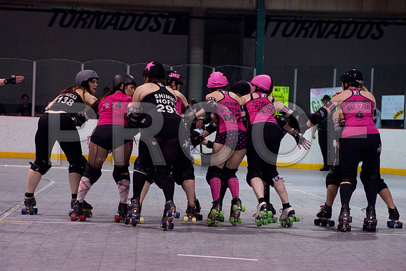 Slammers Vs Crimes Roller Derby