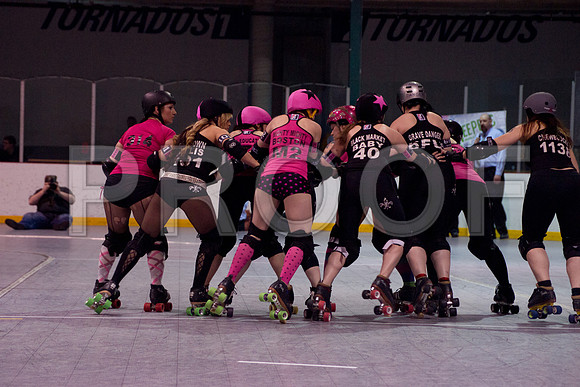 Slammers Vs Crimes Roller Derby