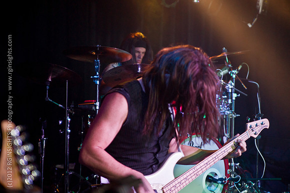 Platinum Rock Legends In Concert at Mile 277 Tap and Grill